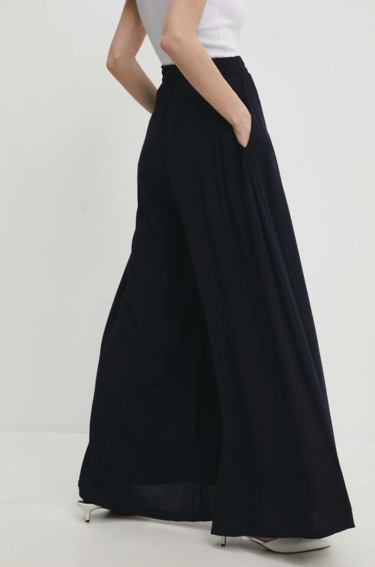 Hlače Answear.LAB mornarsko plava 0324.td