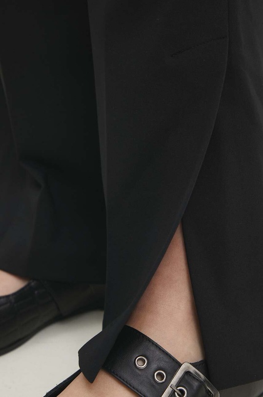 Answear Lab spodnie czarny 1356.tw