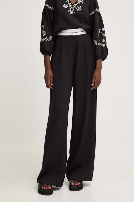 Answear Lab spodnie z elastanem czarny 2302.tw