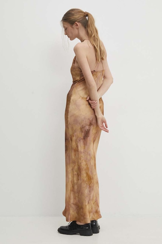 Oblečenie Šaty Answear.LAB pk2733.ijs zlatá