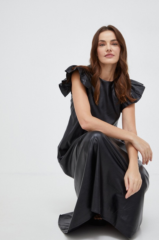 Answear Lab sukienka d226.iw czarny WW24