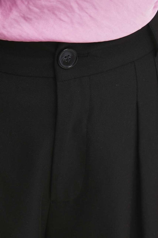 Šortky Answear.LAB čierna 140277.tjs