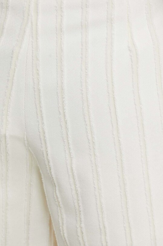 Answear Lab pantaloni scurti bej 2702.ijs