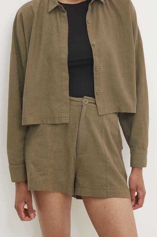 Answear Lab pantaloni scurți cu in 19640.tjs verde WW24