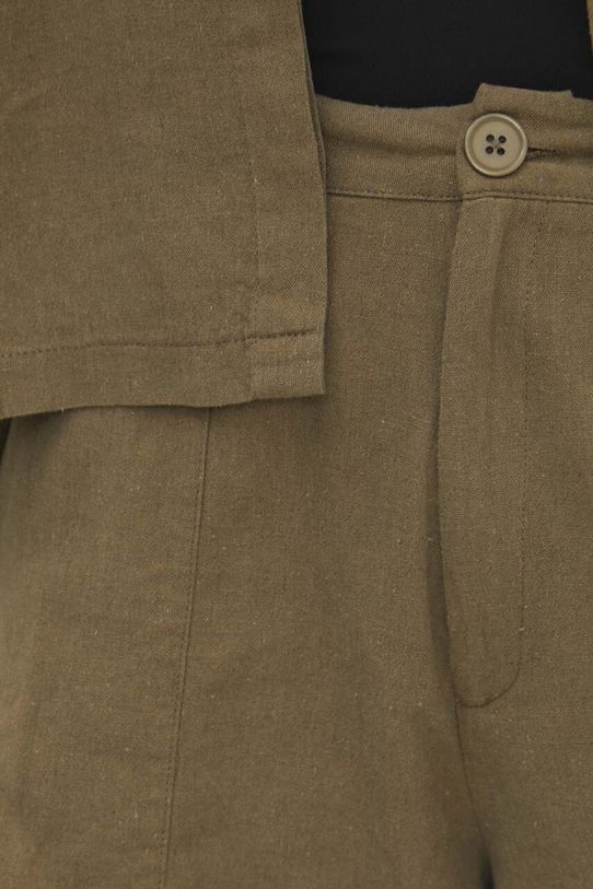 Answear Lab pantaloni scurți cu in verde 19640.tjs