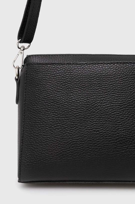 Akcesoria Answear Lab torebka skórzana 833.IKK czarny