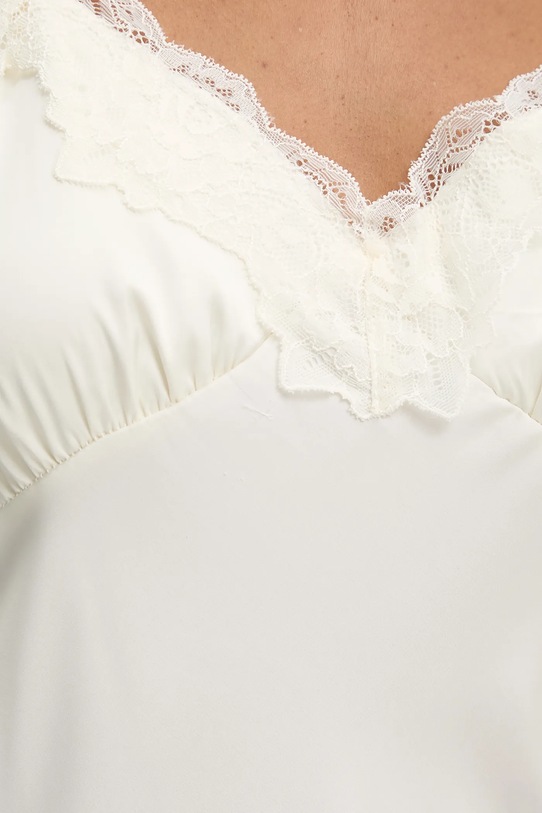 Hedvábná noční košile Answear.LAB 6010.ios béžová