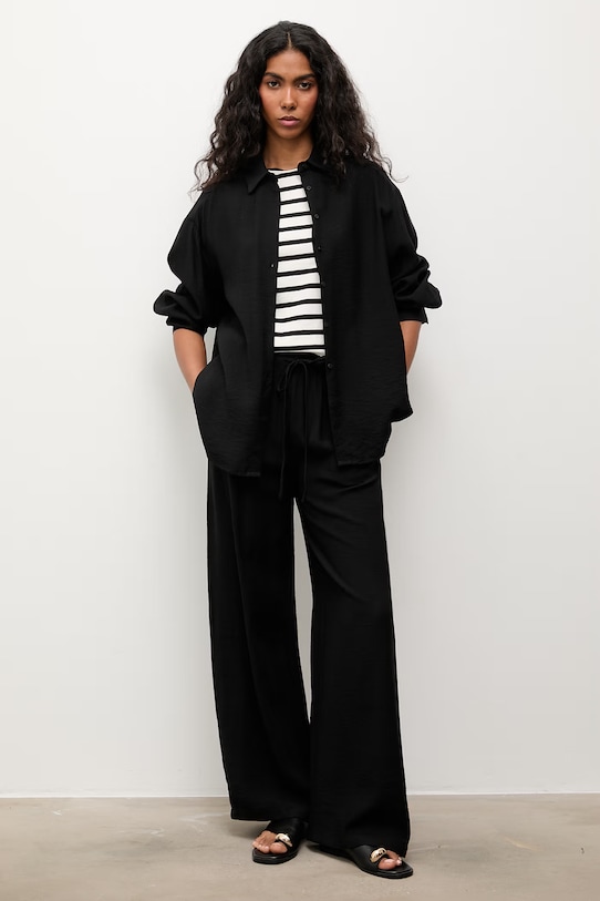 Answear Lab cămașă și pantaloni panza negru 15629.6.15635.6.fos