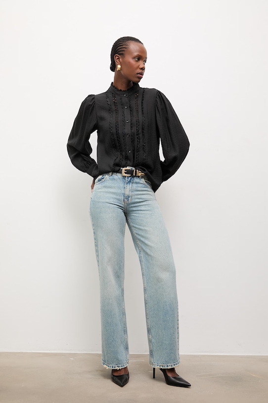 Košeľa Answear.LAB MA1125.hlk čierna WW25