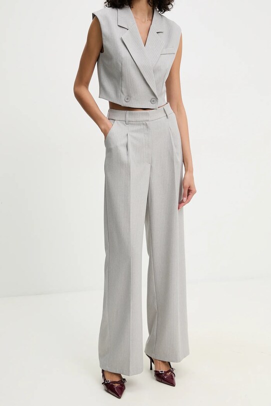 Answear Lab compleu - jachetă și pantaloni gri V331.P981.HWK