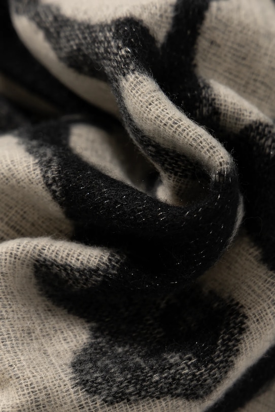 Vlněná šála Answear.LAB JW209.hms černá WW25