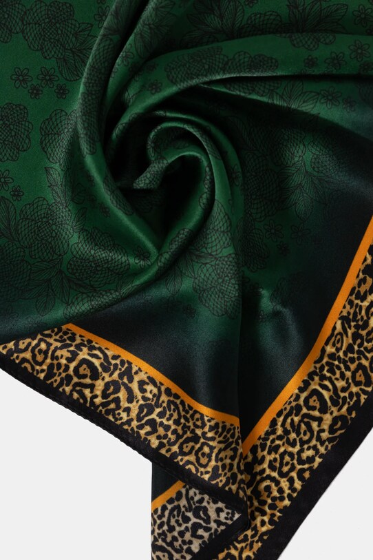 Accesorii Answear Lab esarfa de matase 1209.CMS verde