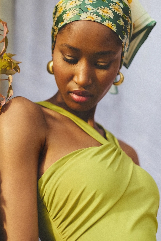 Шелковый платок на шею Answear.LAB ткань белый 50x50c.fos