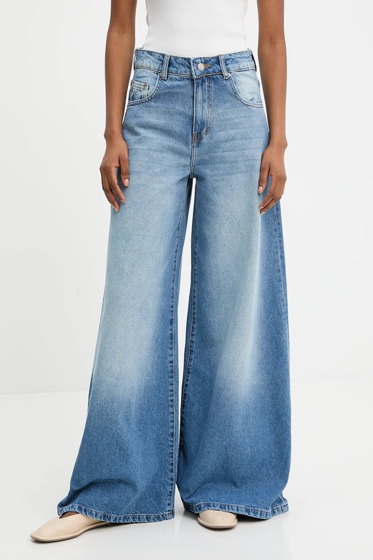 Bombažne kavbojke Answear.LAB modra 1939.zdn.tos