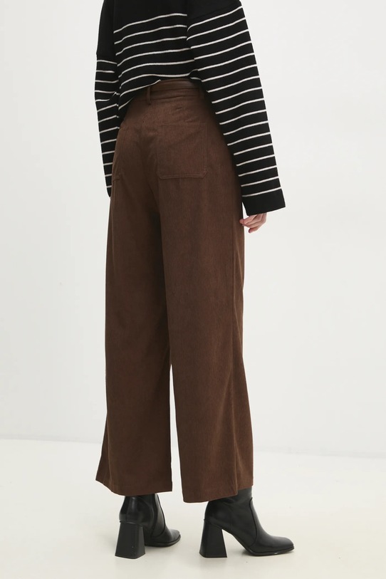 Odzież Answear.LAB spodnie sztruksowe 14584.ios brązowy