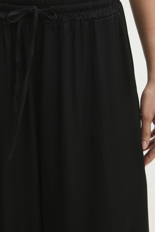 Answear Lab pantaloni MS2045.ilk nero