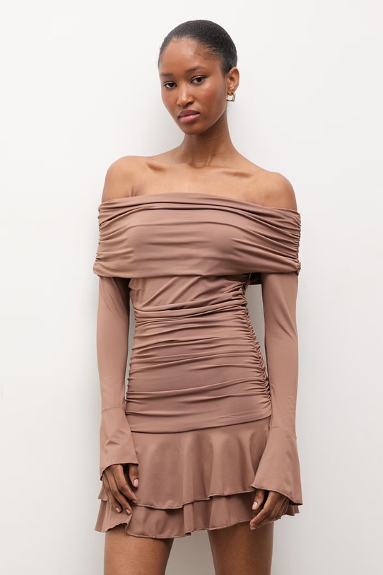 Answear.LAB sukienka brązowy WW25-SUD0DM