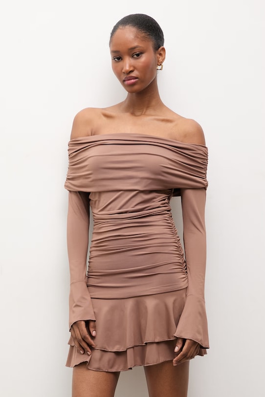 Answear.LAB sukienka brązowy WW25-SUD0DM