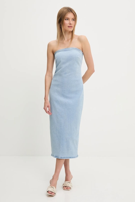Answear.LAB sukienka jeansowa z elastanem niebieski RD2335.fos