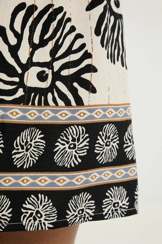 Answear Lab pantaloni scurti negru NL257207.ums