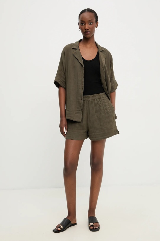 Answear.LAB szorty bawełniane LSRT.659BILLYKHA.UMS zielony WW25