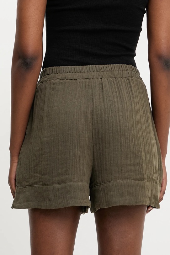 Odzież Answear.LAB szorty bawełniane LSRT.659BILLYKHA.UMS zielony