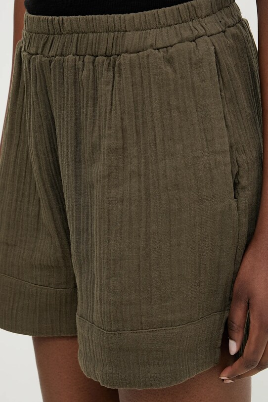 Answear Lab pantaloni scurti din bumbac verde LSRT.659BILLYKHA.UMS