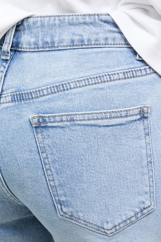 Answear Lab pantaloni scurti jeans albastru RD7326.flk