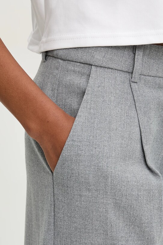 Answear Lab pantaloni scurti gri 5270.IKK