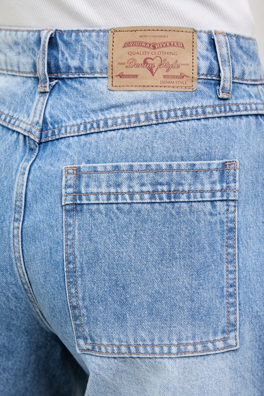 Traper kratke hlače Answear.LAB 31806.ios plava