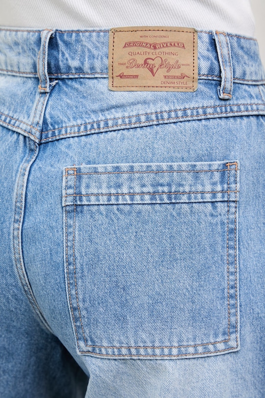 Traper kratke hlače Answear.LAB 31806.ios plava