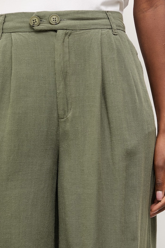 Ľanové šortky Answear.LAB zelená BS3058.tos