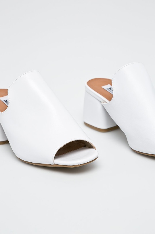 Answear.LAB - Šľapky Martin Pescatore B1935C biela WZ18