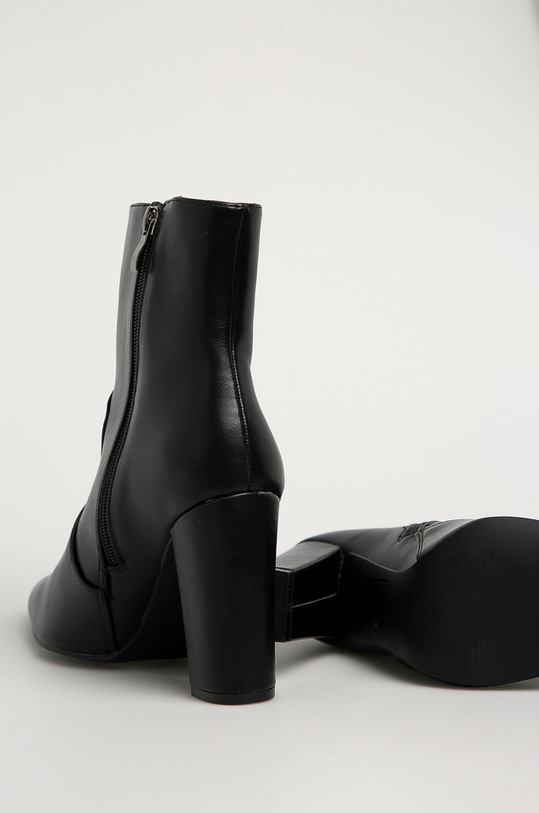 Obuv Answear.LAB - Členkové topánky Tulipano Q2AX9012.1.DA čierna