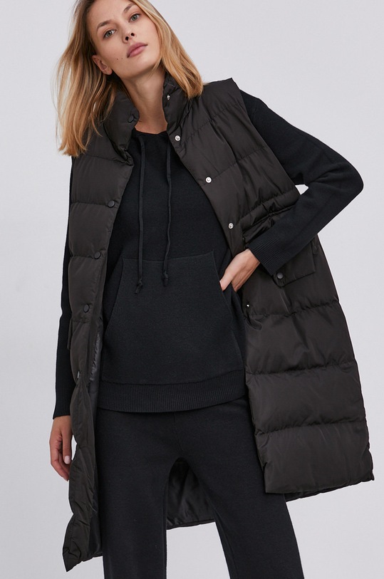 Answear Lab Vestă cu captuseala negru D7227.1.KR