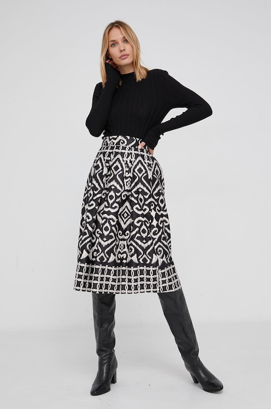 Answear Lab Spódnica casual czarny 2037.AJ