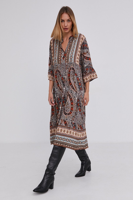 Šaty Answear.LAB 3740.AJ čierna WZ21