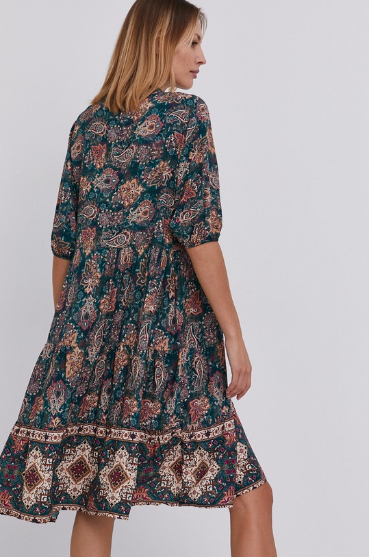 Answear Lab rochie verde 3734.3.AJ