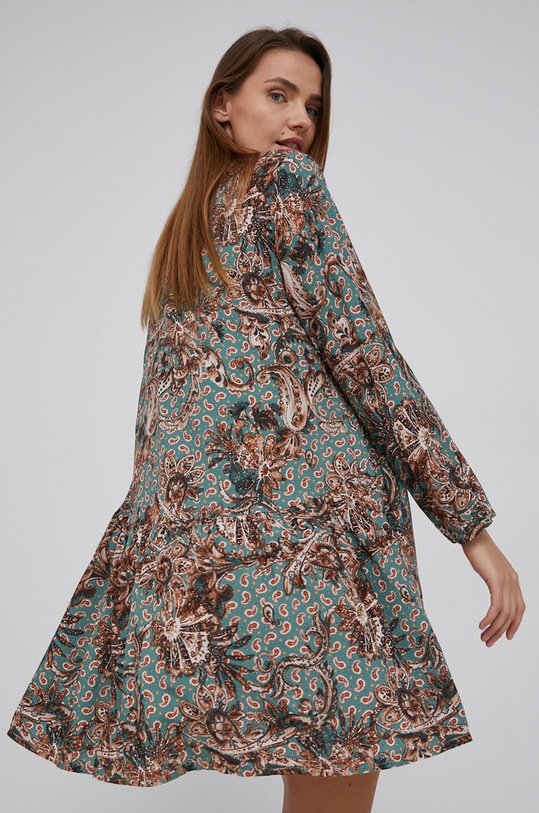 Odzież Answear Lab Sukienka 10358.1.AJ zielony