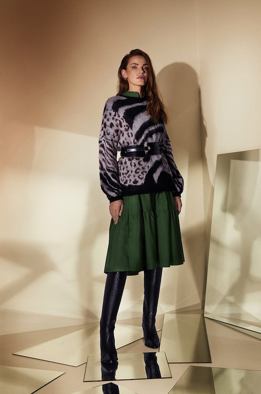 Answear Lab Sweter z domieszką wełny okrągły beżowy LU1121.AJ