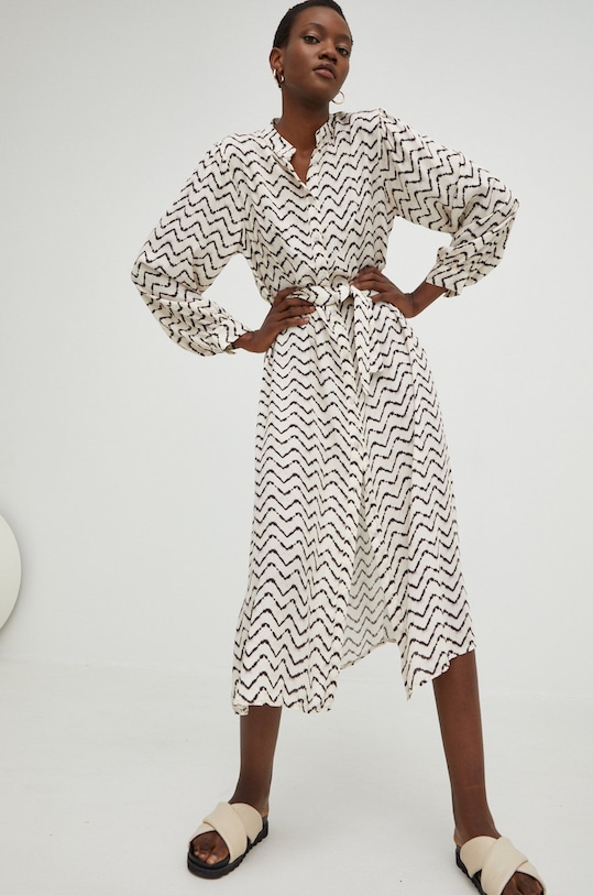 Answear Lab sukienka casual biały 95332PVSD.1.DB