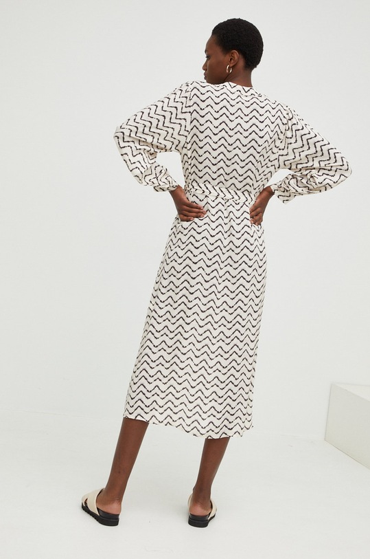 Odzież Answear Lab sukienka 95332PVSD.1.DB biały