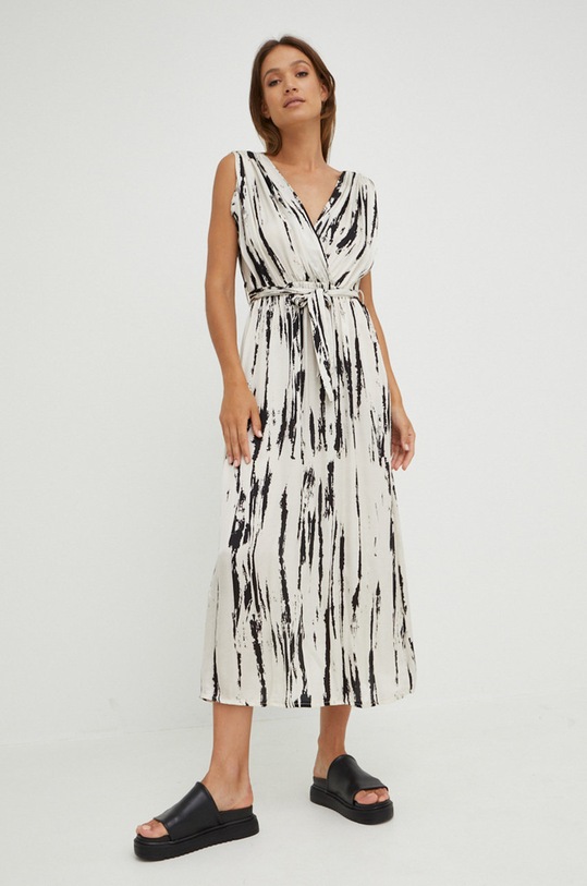 Answear Lab sukienka z jedwabiem Silk Blend
Hand Wash G12431w beżowy WZ22