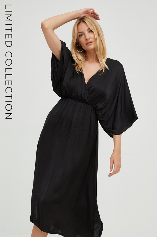 Answear Lab sukienka casual czarny 76921RA.1w