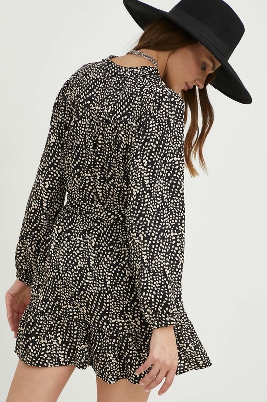 Odzież Answear Lab sukienka 95669ftsd.js czarny