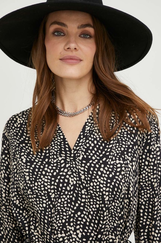 Answear Lab sukienka czarny 95669ftsd.js