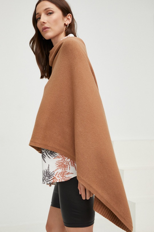 Answear Lab poncho z wełną z domieszką wełny beżowy 25060.1w