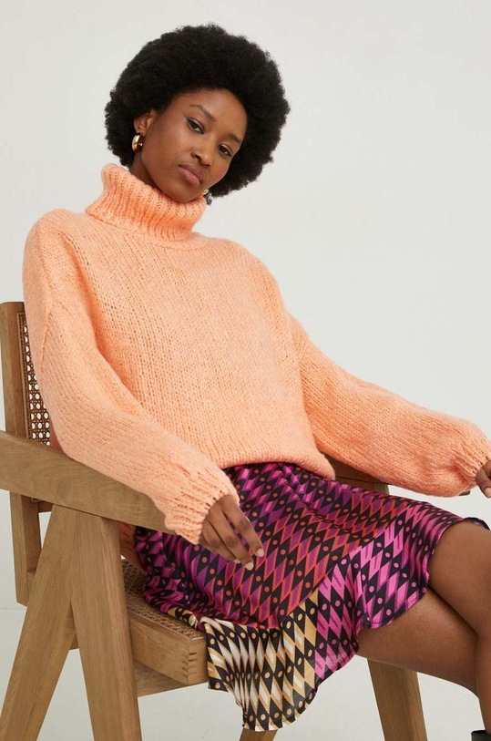 Answear Lab sweter z wełną z domieszką wełny pomarańczowy 49.DB