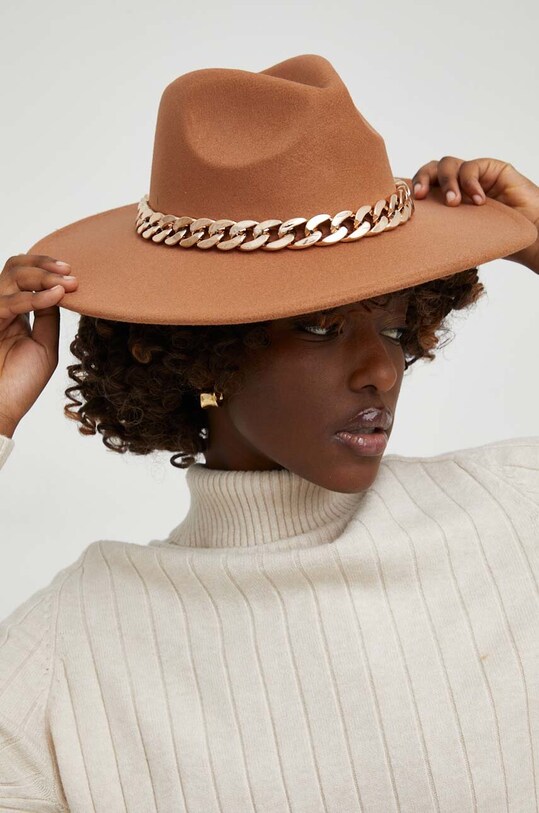 Klobouk Answear.LAB CT100.hjs