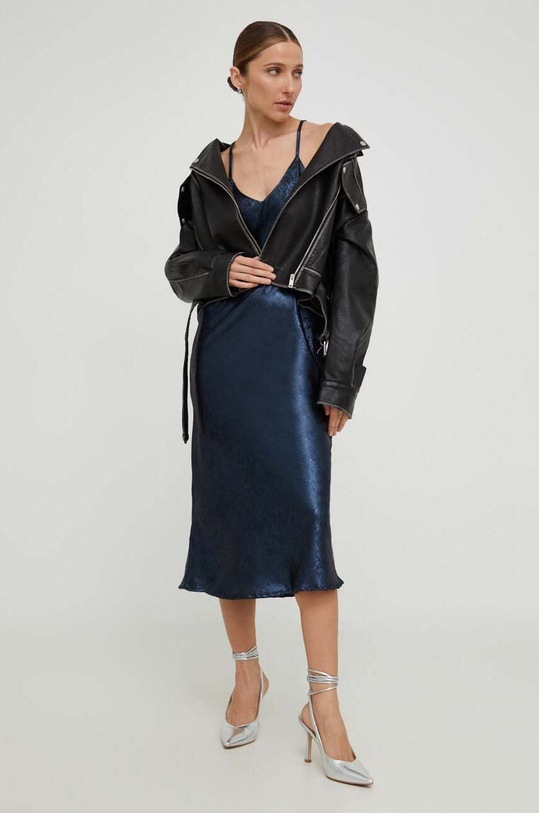 Answear Lab sukienka midi granatowy 91001.IWK